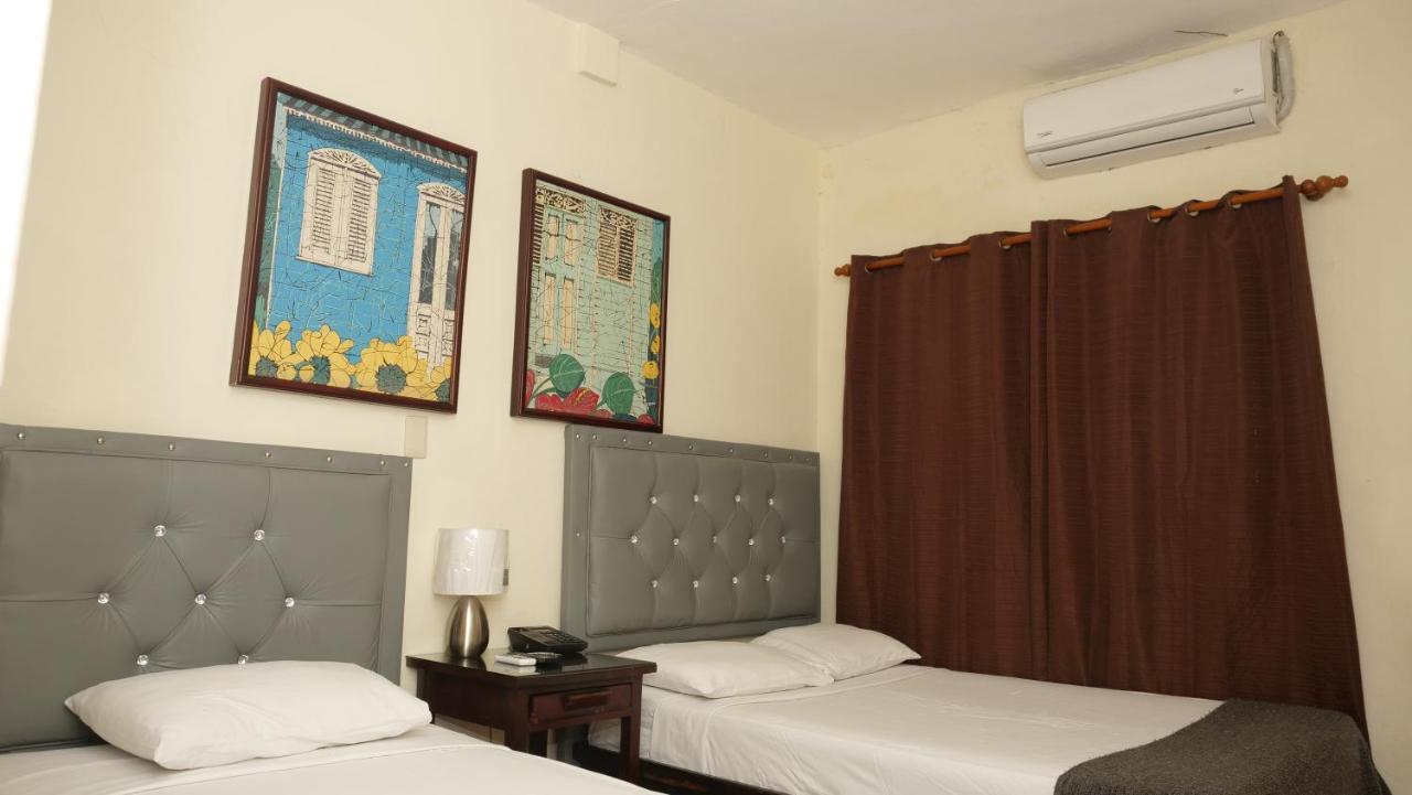 Hotel Alcaldeza - Garden House Maria Guadalupe Santo Domingo Exterior photo