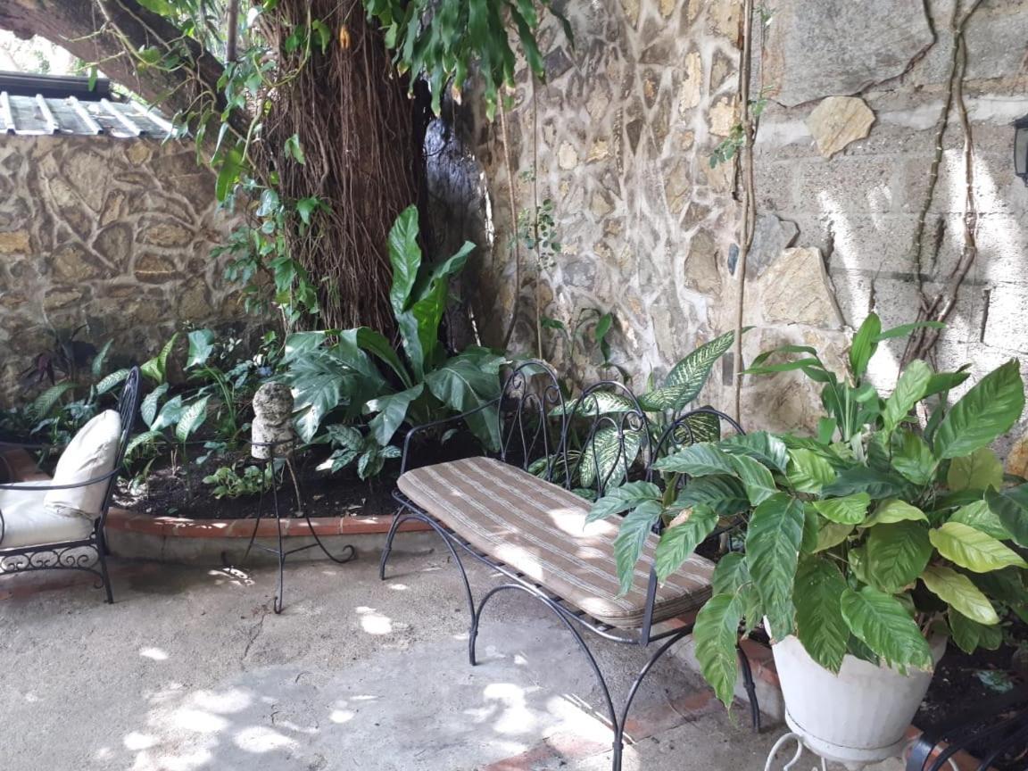 Hotel Alcaldeza - Garden House Maria Guadalupe Santo Domingo Exterior photo